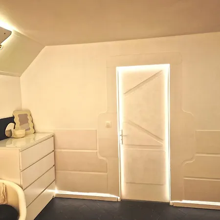 Daire Urbain - Asclepios