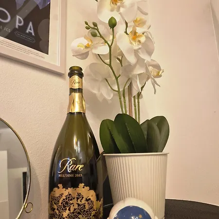 Daire Urbain - Asclepios *