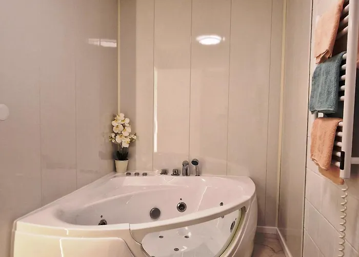 Daire Urbain - Asclepios *